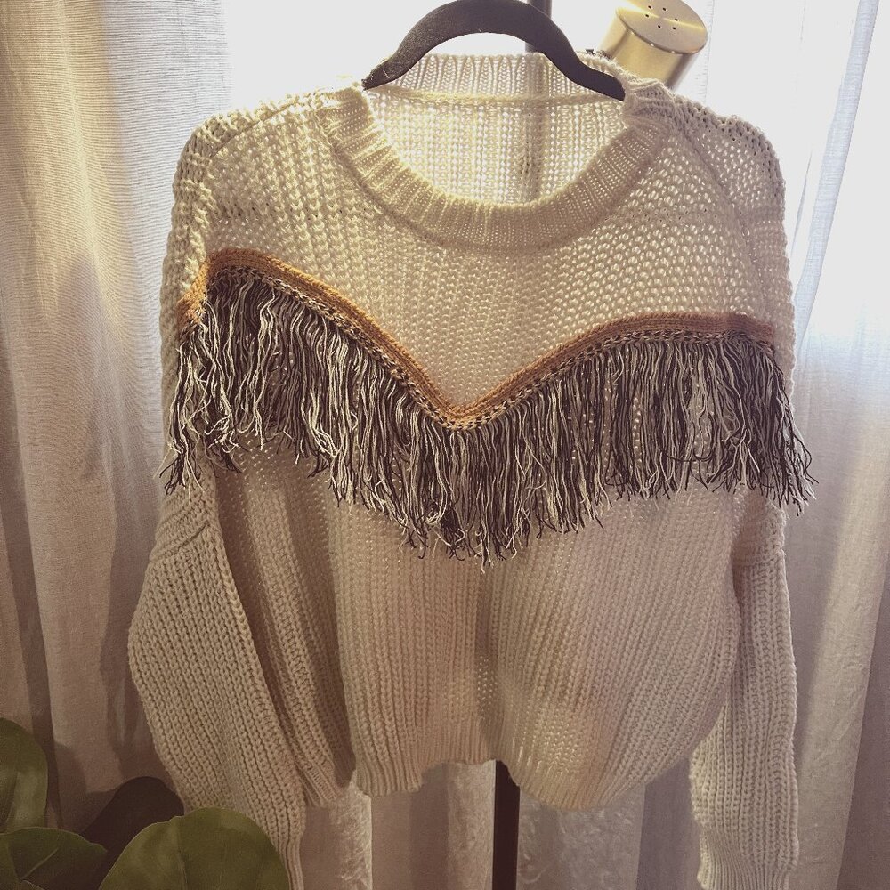 boutique style for spring fun fringe playful‎ warm layers sweater - LG - Picture 3 of 7